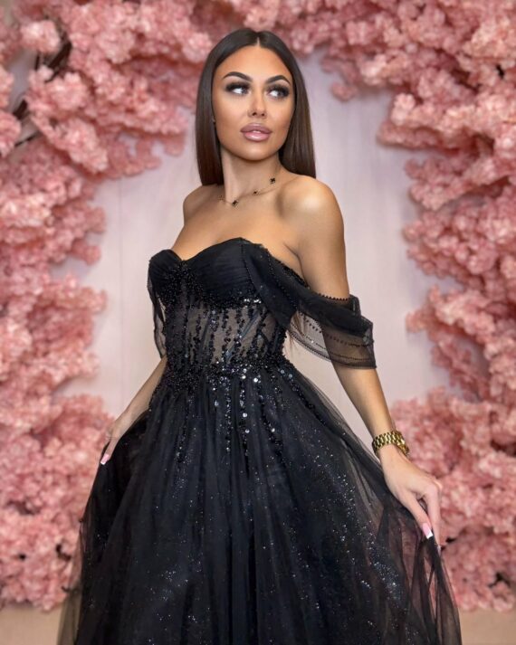 Bali długa czarna tiulowa sukienka księżniczka