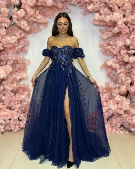 Madryt długa granatowa tiulowa sukienka księżniczka