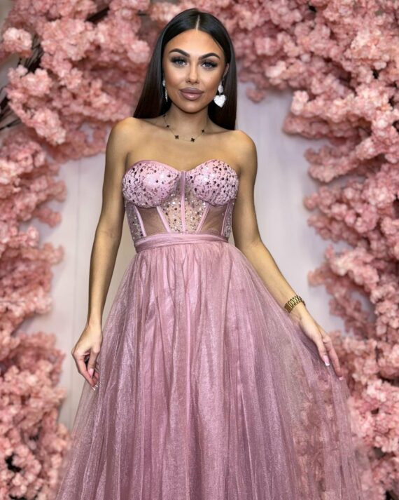 Casino pudrowy róż tiulowa sukienka księżniczka